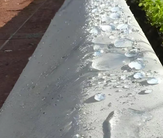 封丘硅烷浸渍涂料在混凝土保护中的应用